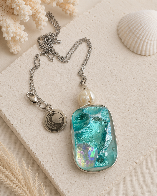 Ocean Tide Glow Necklace