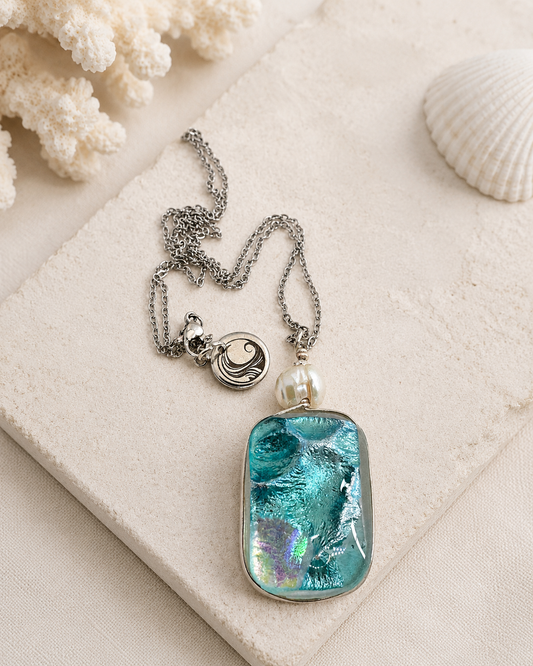Ocean Tide Glow Necklace